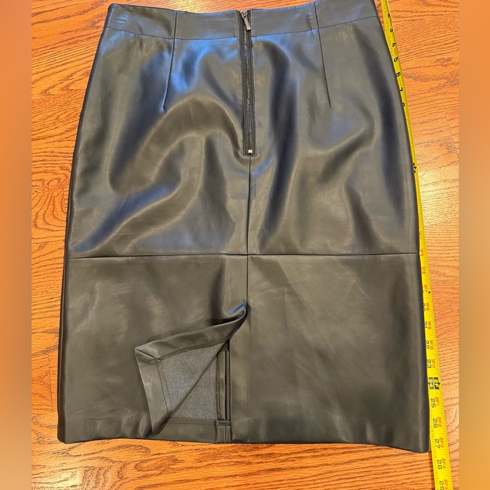 ESQUALO Black Leather Pencil Skirt